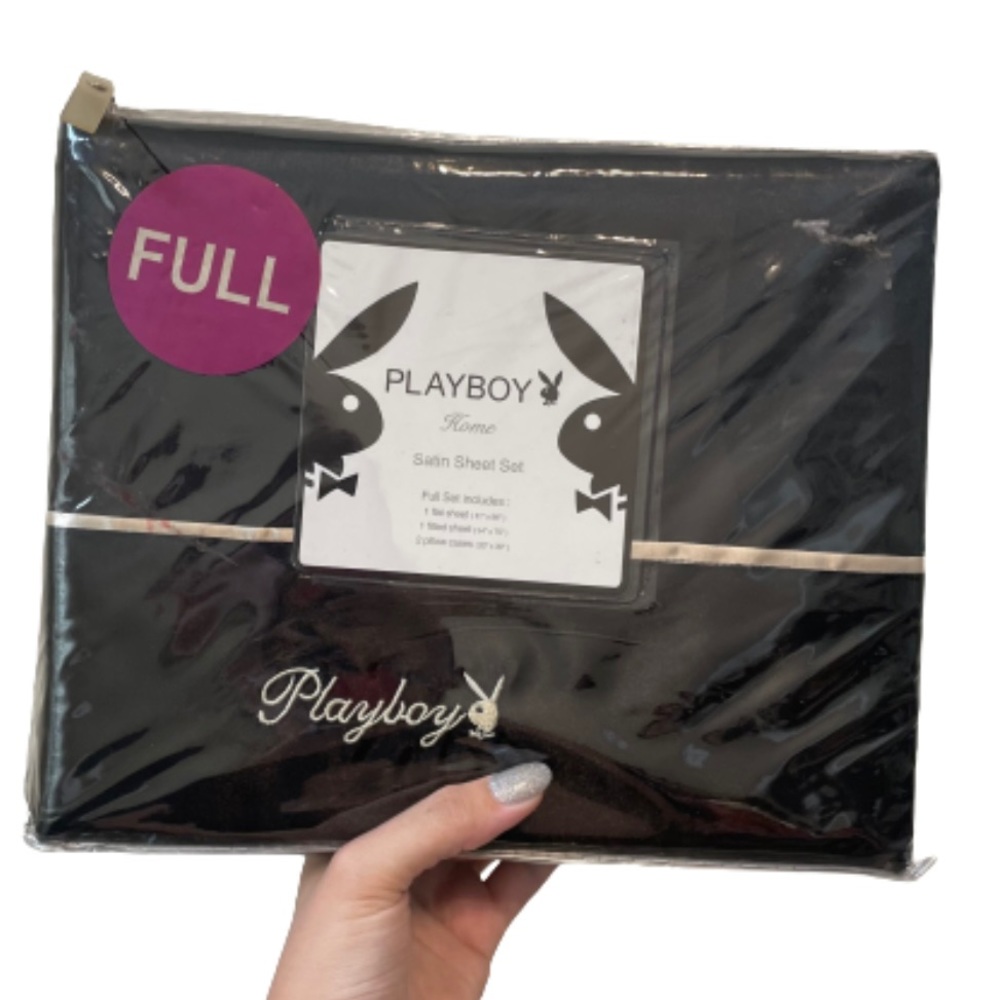 NWT Playboy Bedding Set FULL